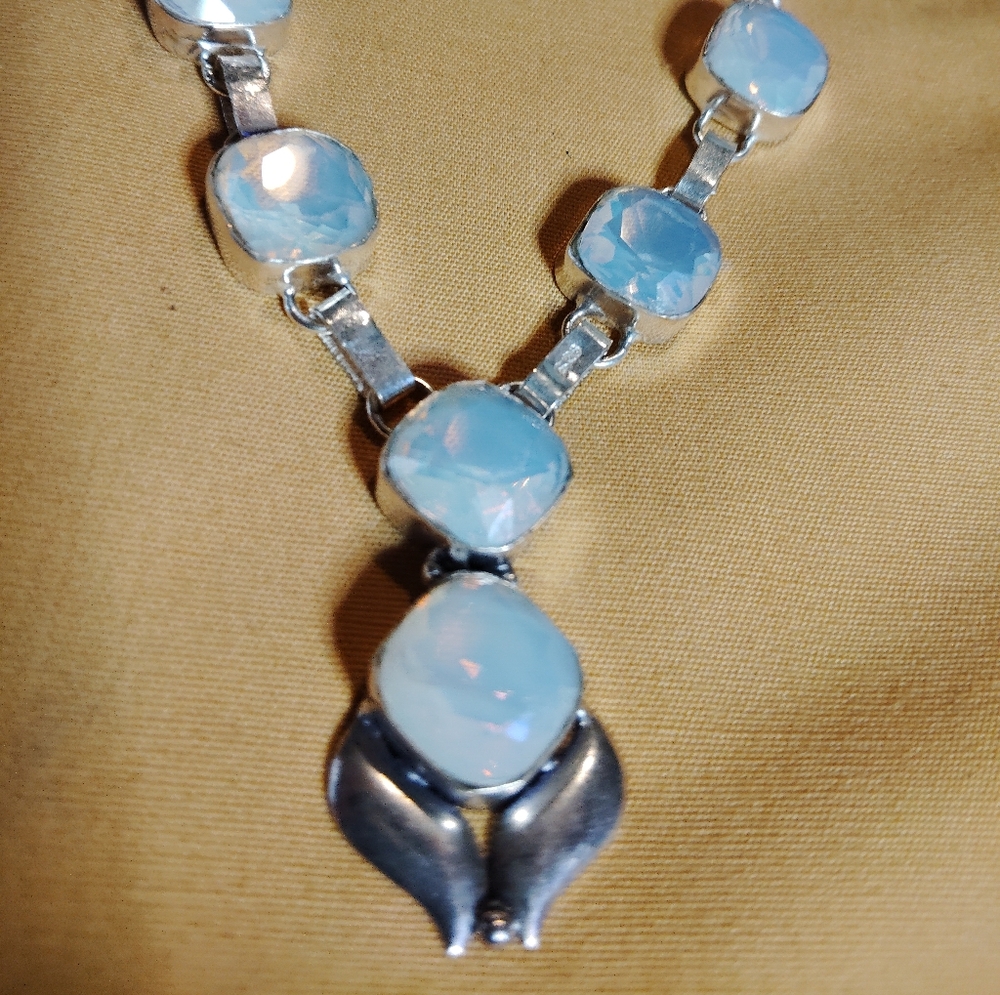 GORGEOUS  MOONSTONE, BALI STERLING.19" INCH NECKLACE WITH S-CLOSURE. - Picture 8 of 8